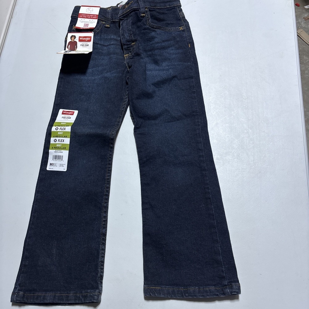 Wrangler Jeans Boys Size 6 Regular Bootcut Flex Denim NWT Adjustable Waist